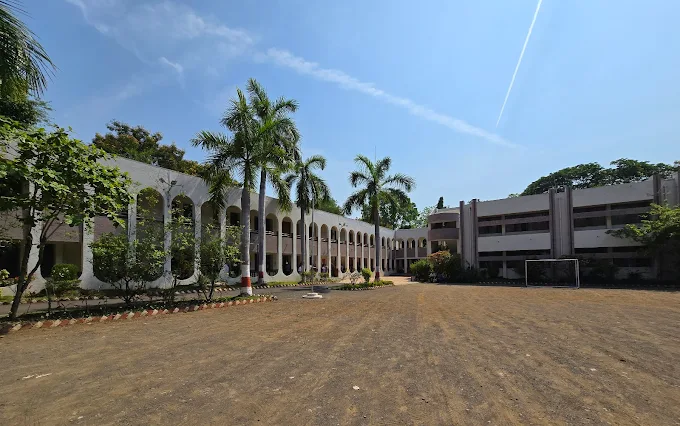 Neeri Modern School